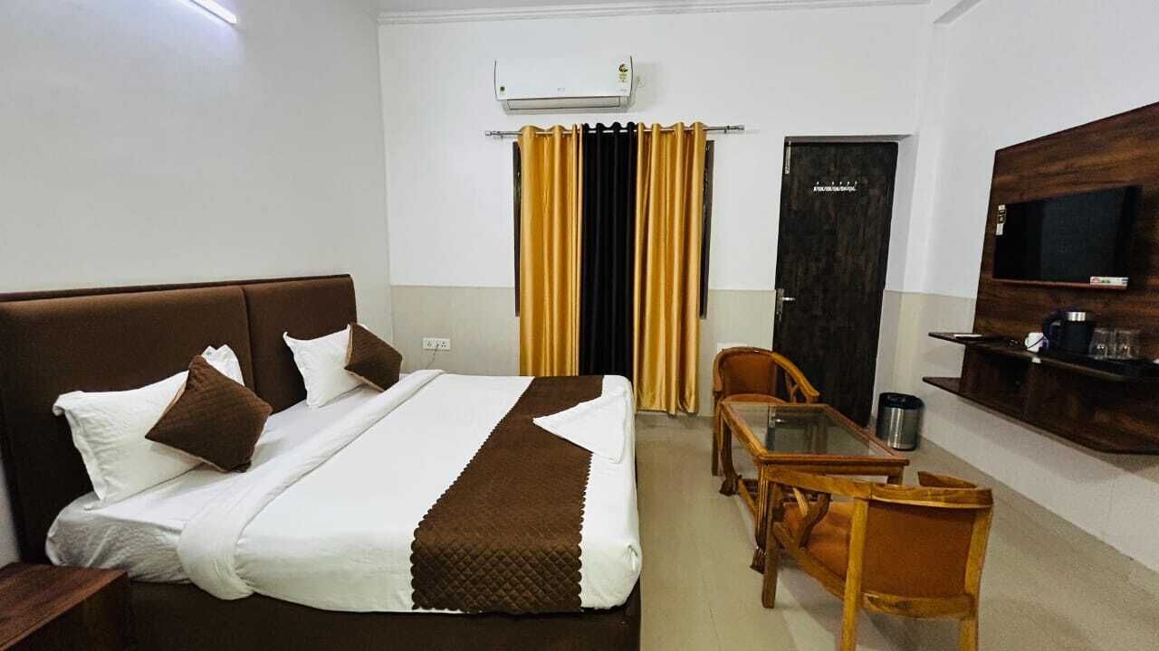 Photo of Bedroom in Greater Noida