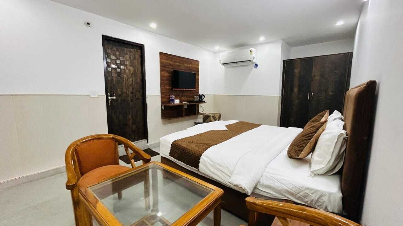 Photo of Bedroom in Greater Noida