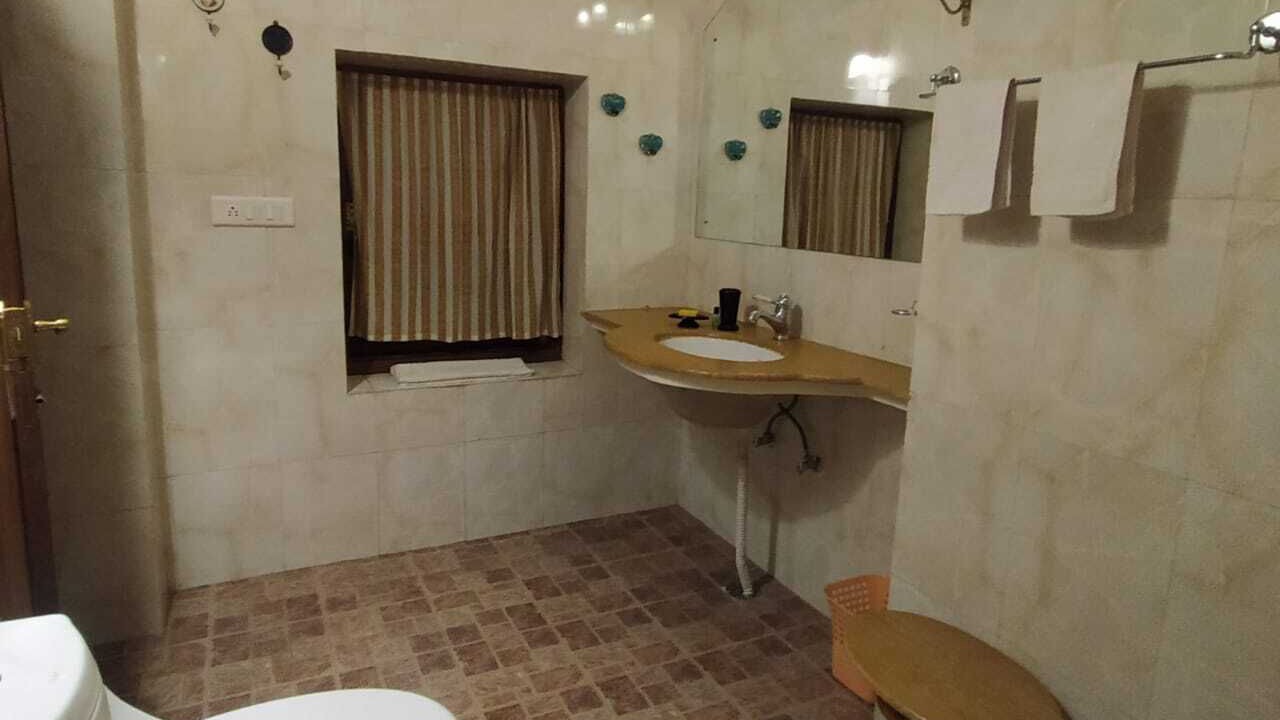 Photo of Bathroom in Bani Park