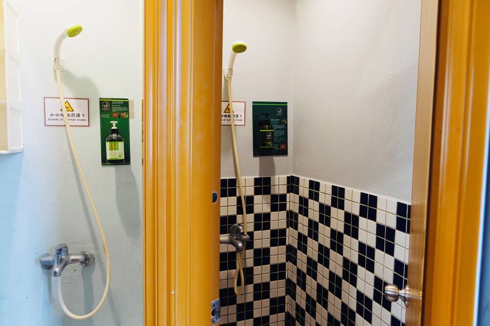 Photo of Bathroom in West Central District