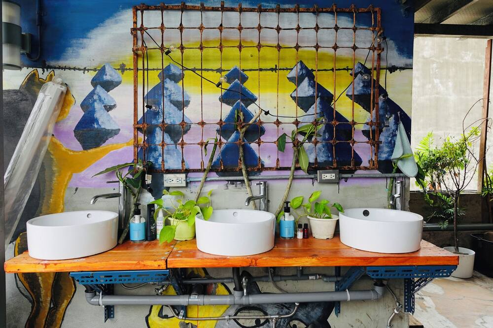 Photo of Bathroom in West Central District