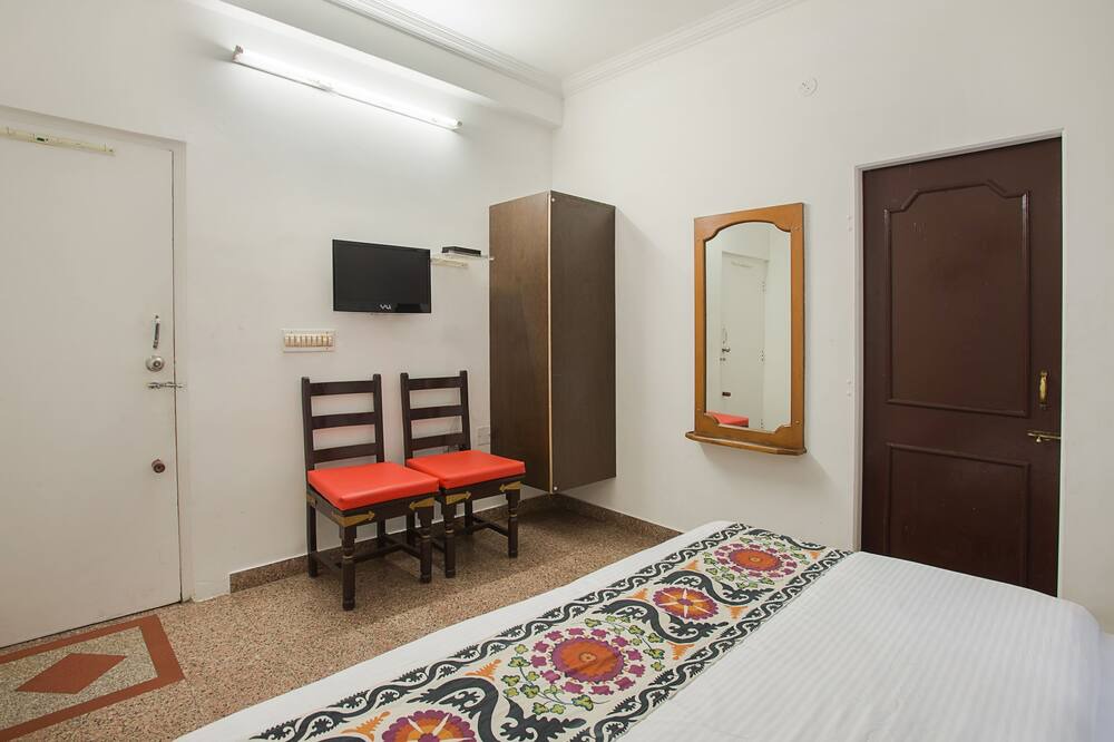 Photo of Bedroom in Raja Park