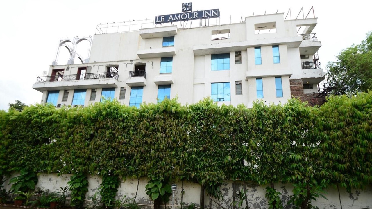 Photo of Outdoor in Tonk Road