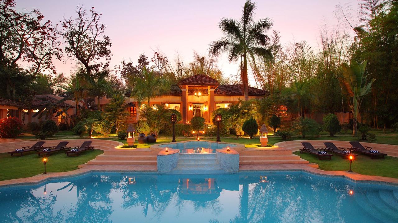 Photo of Outdoor in Mocha