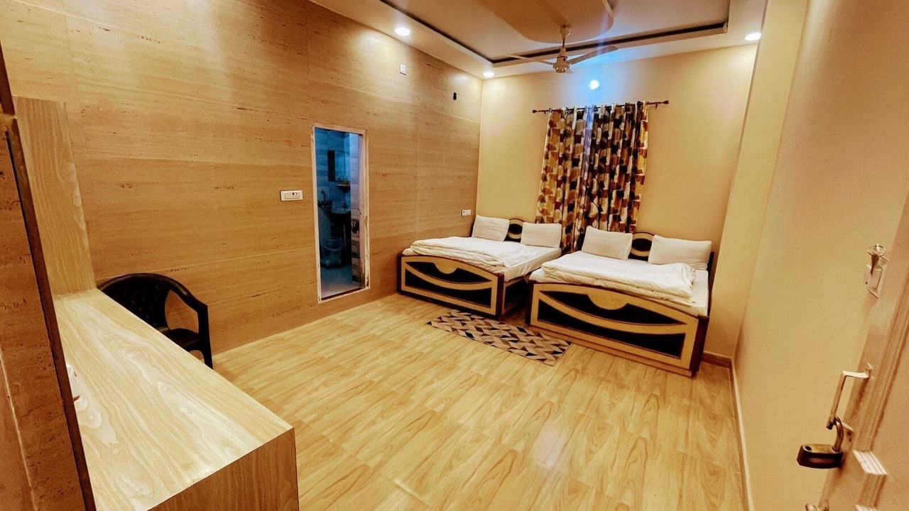 Photo of Bedroom in Khatu