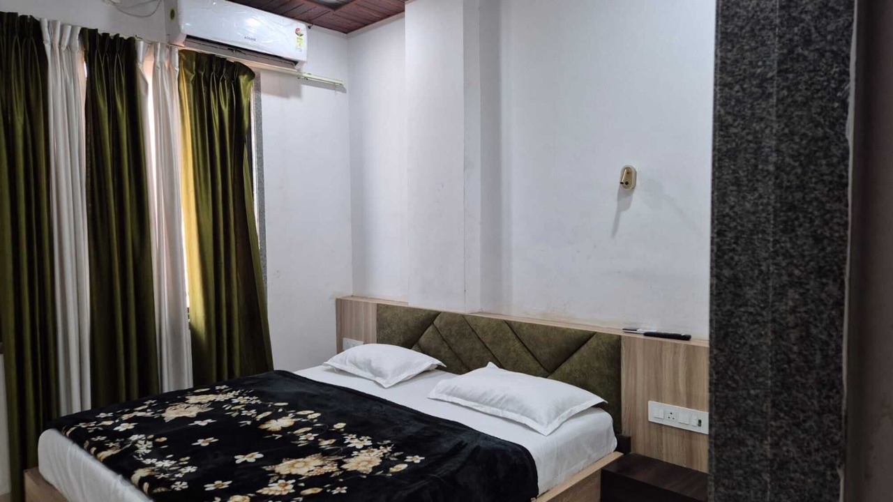 Photo of Bedroom in Shri Madhopur