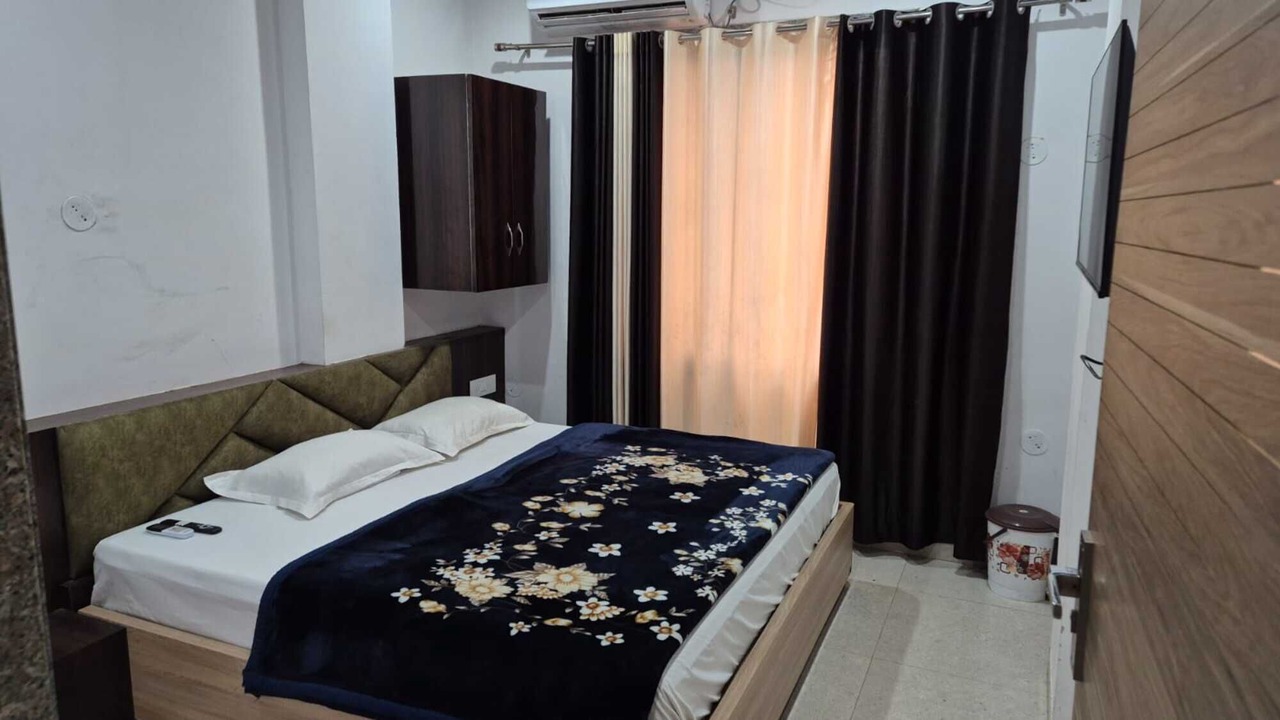 Photo of Bedroom in Shri Madhopur