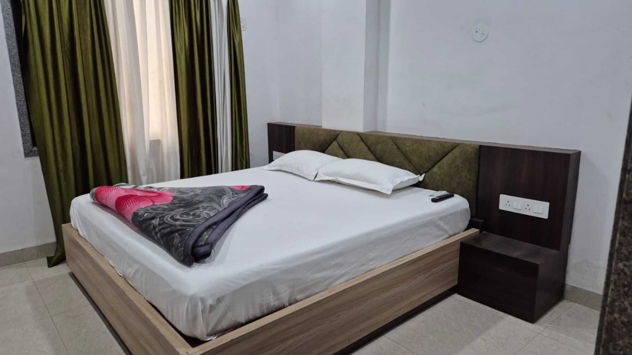 Photo of Bedroom in Shri Madhopur