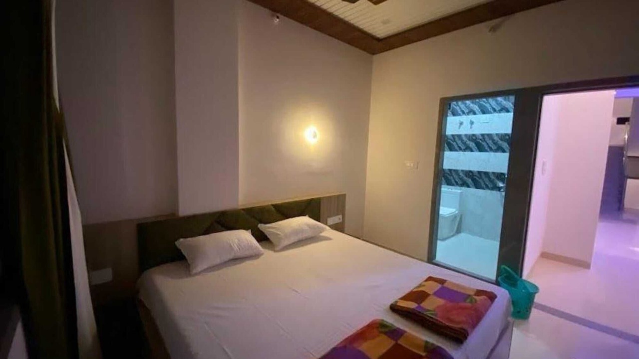 Photo of Bedroom in Shri Madhopur