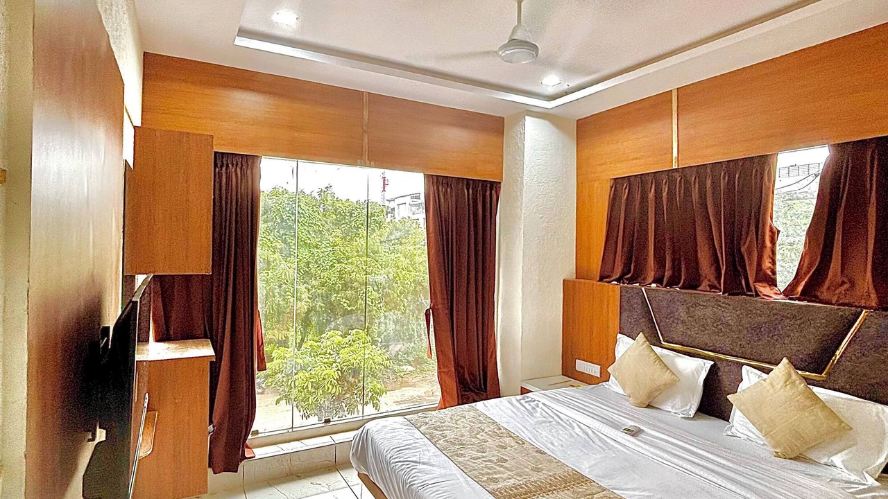 Photo of Bedroom in Bhat