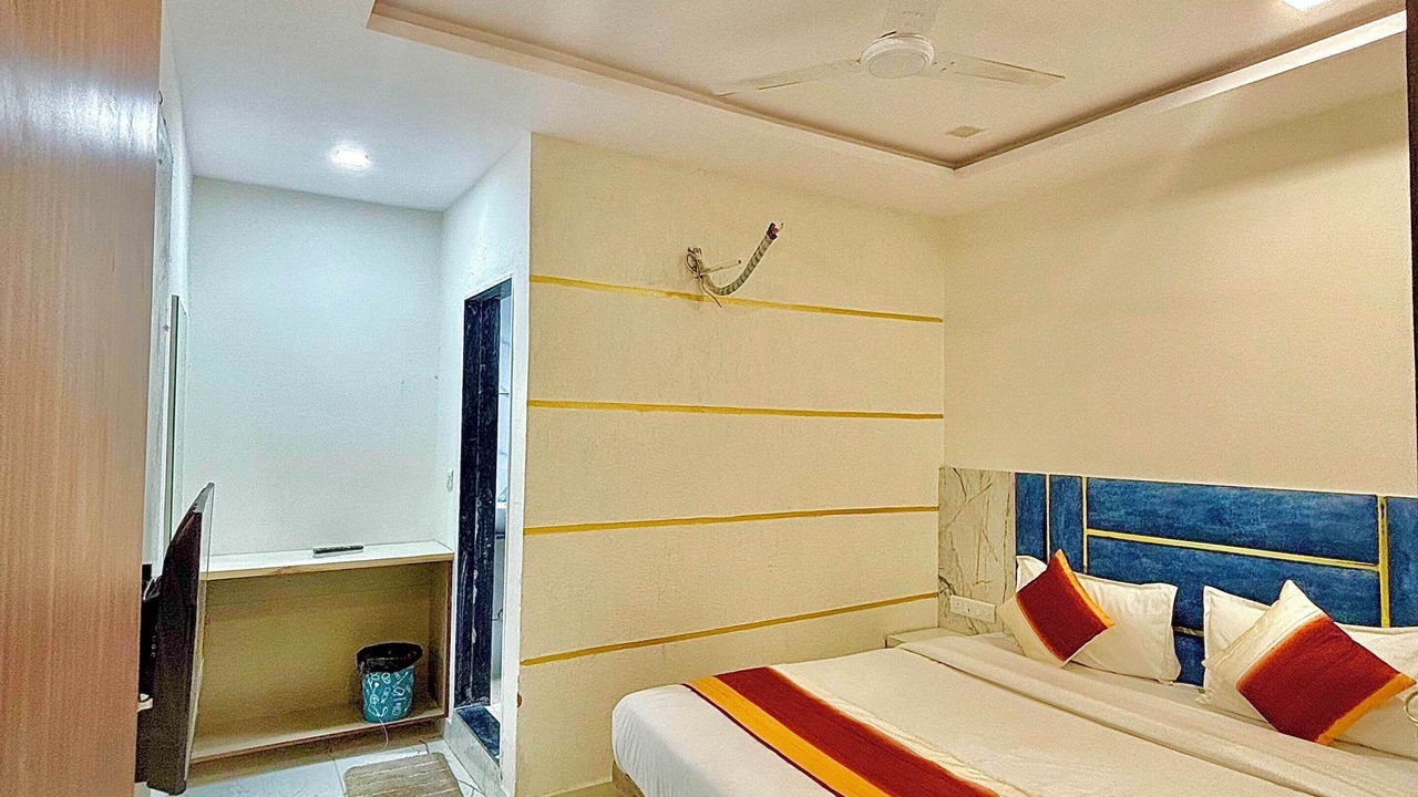 Photo of Bedroom in Bhat