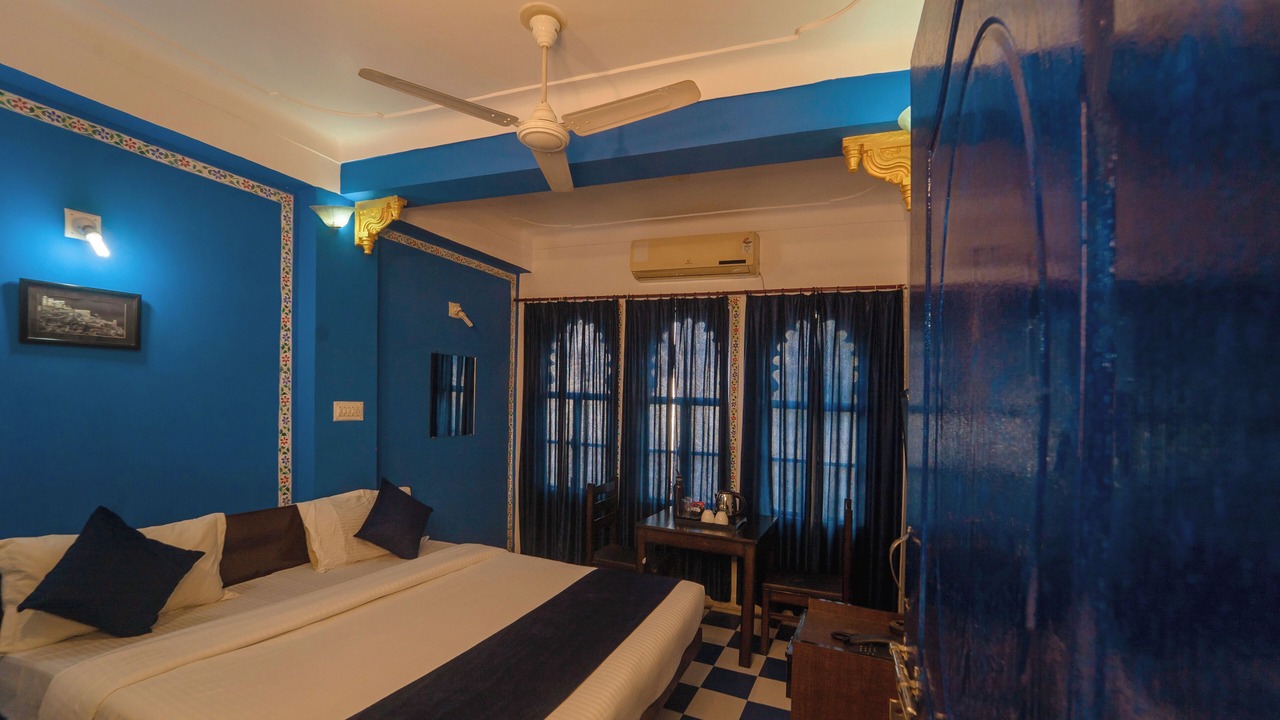 Photo of Bedroom in Lake Swaroop Sagar