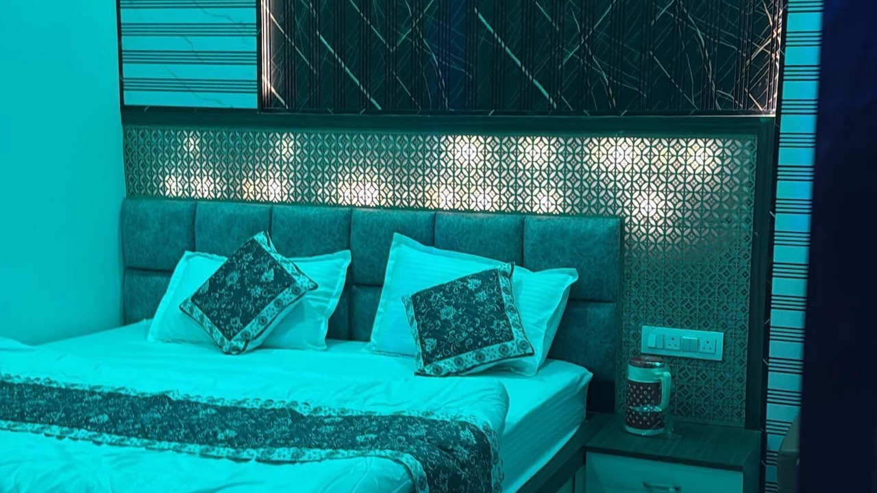 Photo of Bedroom in Khatu