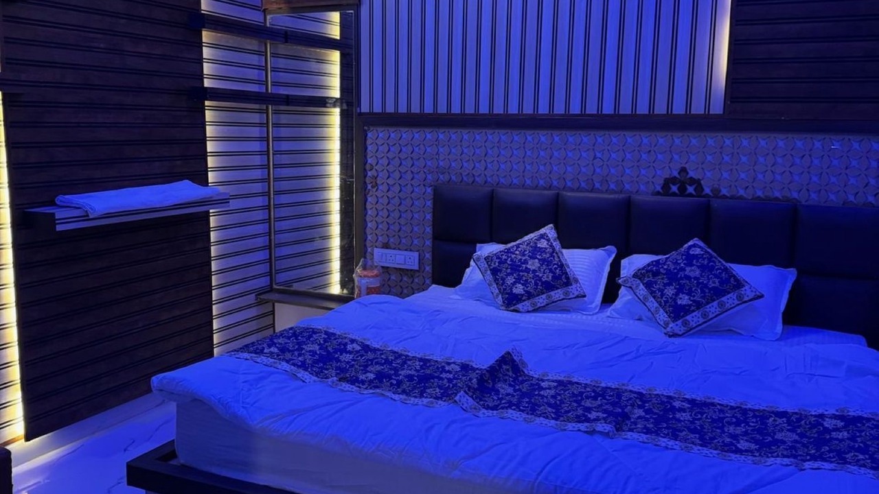 Photo of Bedroom in Khatu