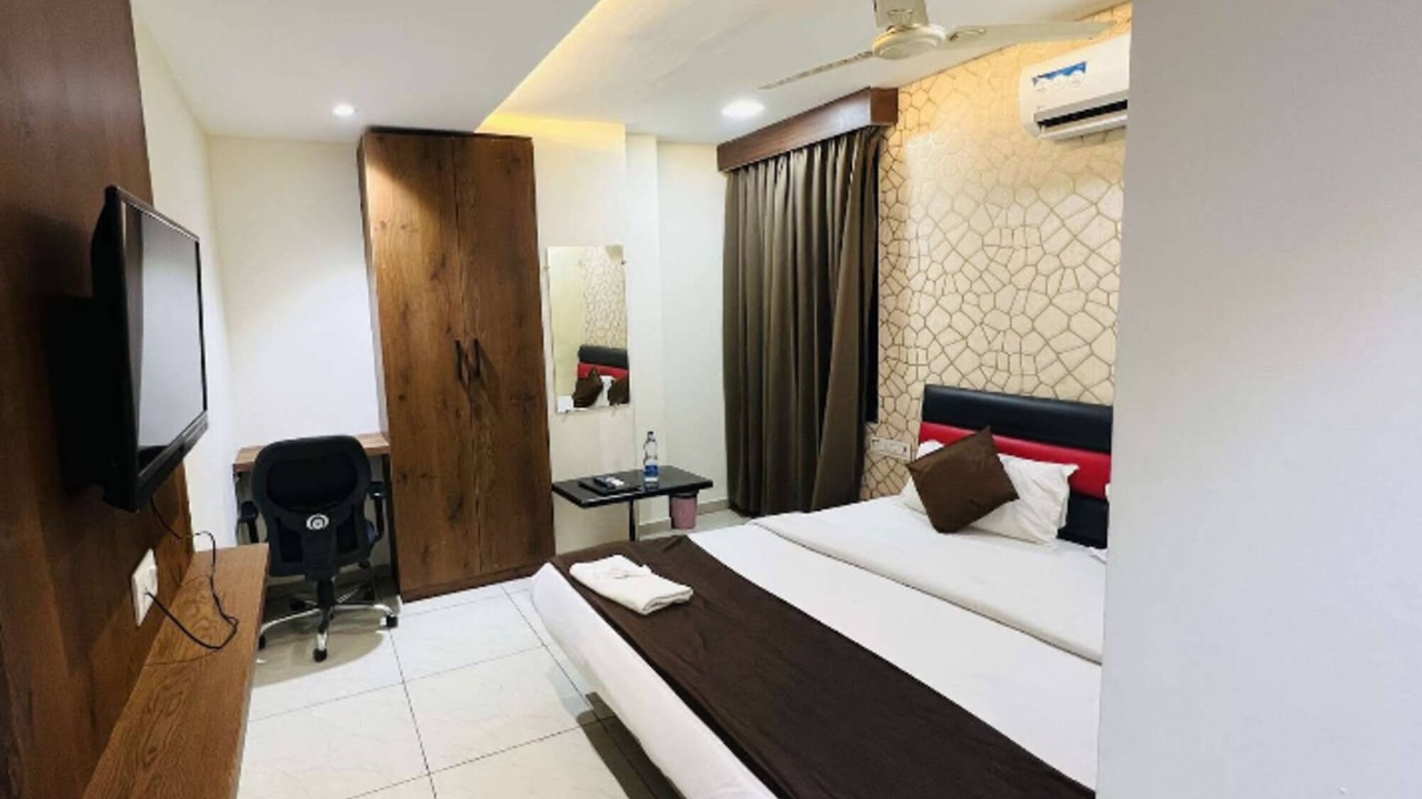 Photo of Bedroom in Ratlam