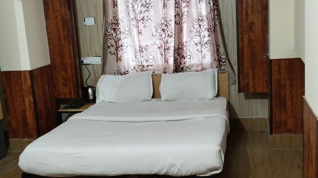 Photo of Bedroom in Danapur