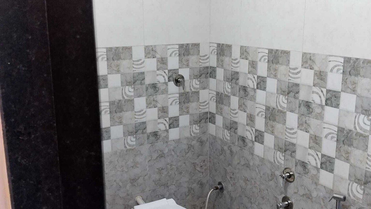 Photo of Bathroom in Rajpipla