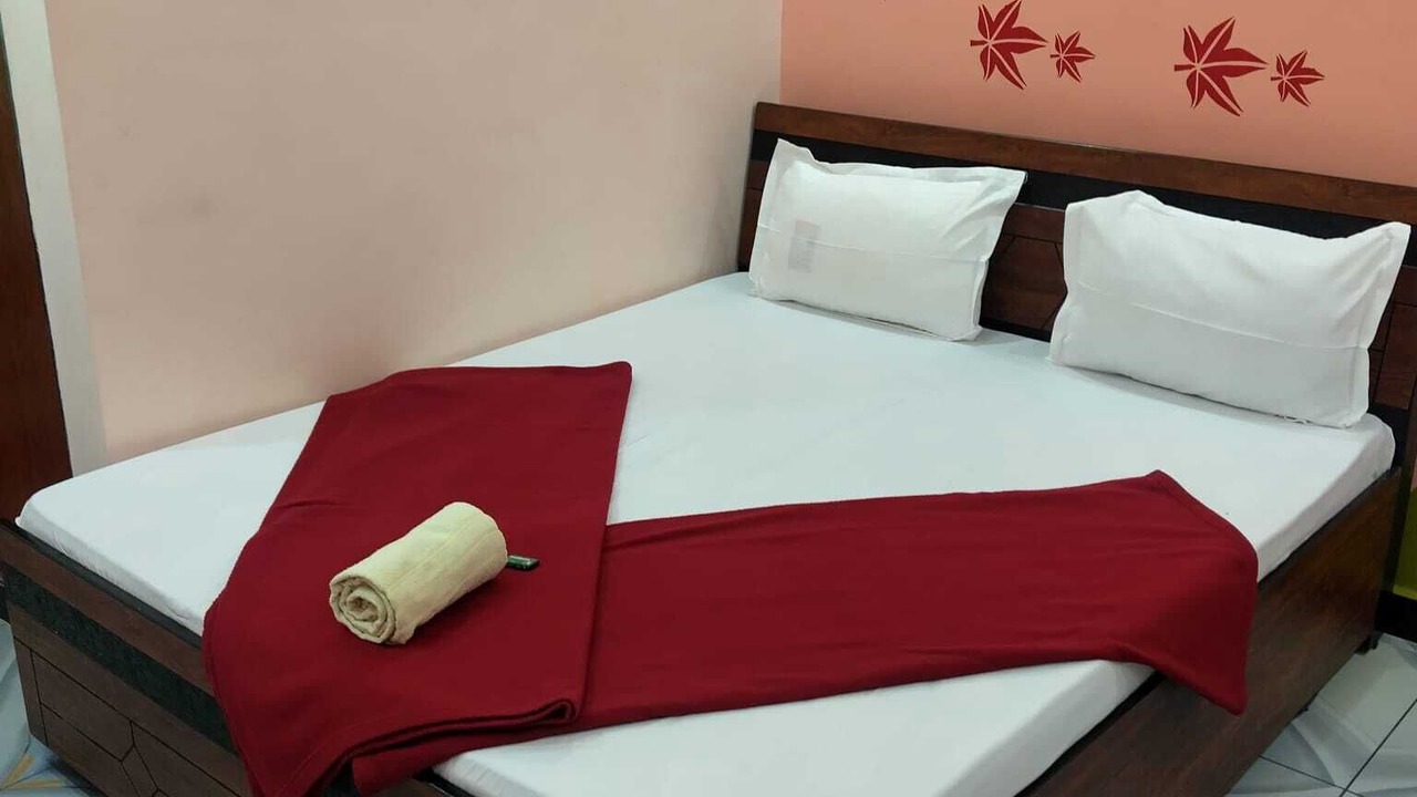 Photo of Bedroom in Rajpipla