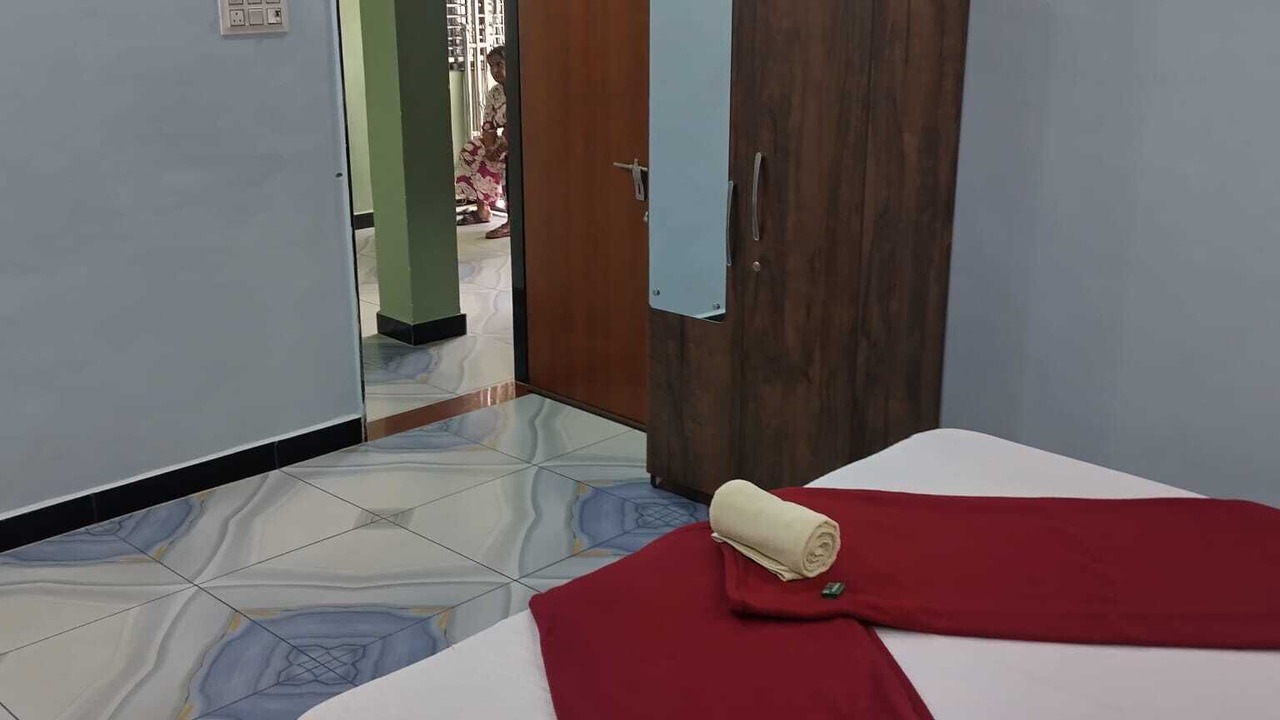 Photo of Bedroom in Rajpipla