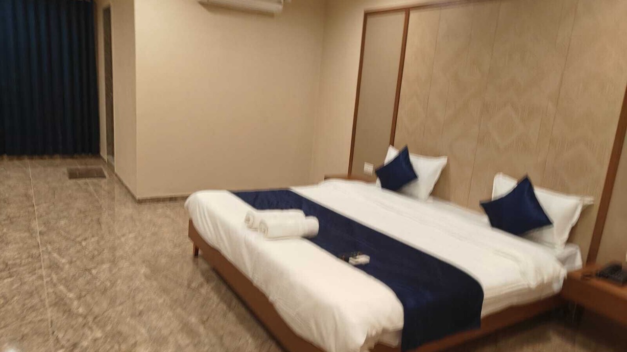 Photo of Bedroom in Modasa