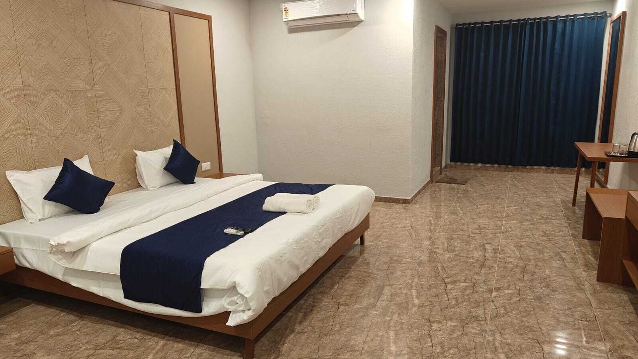 Photo of Bedroom in Modasa