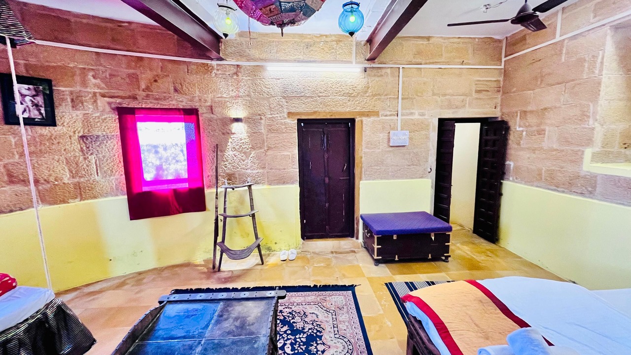 Photo of Bedroom in Amar Sagar Pol