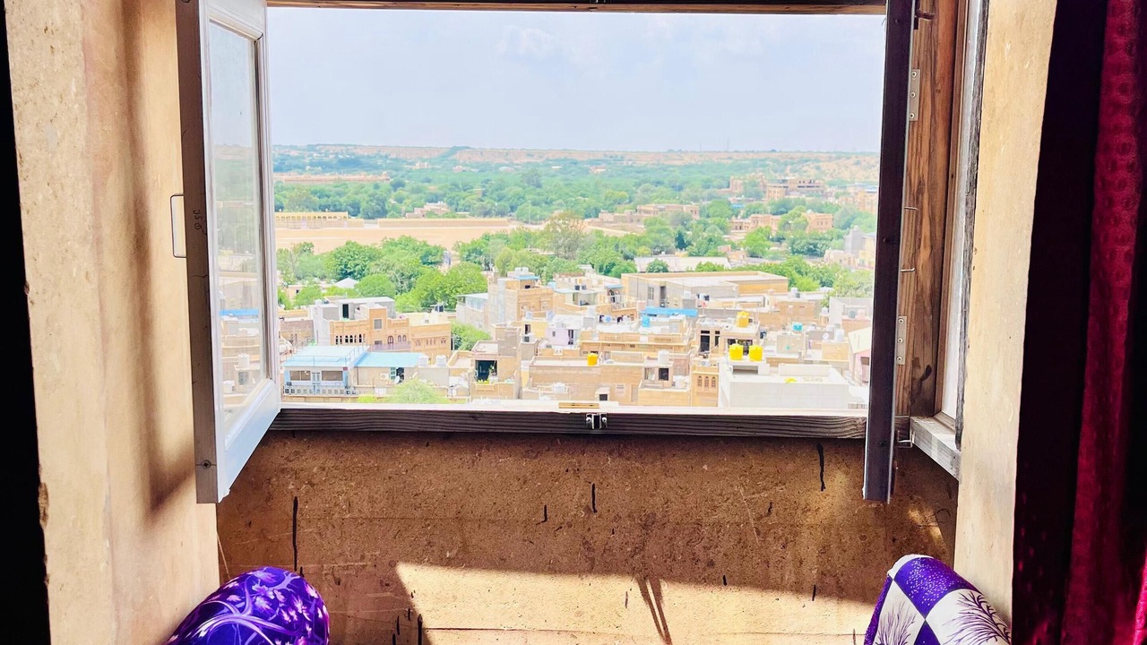 Photo of Bedroom in Amar Sagar Pol
