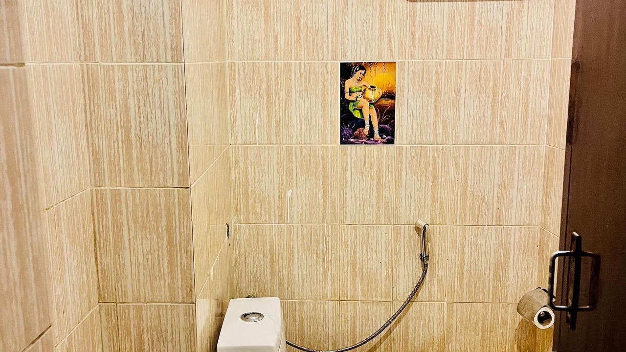 Photo of Bathroom in Amar Sagar Pol