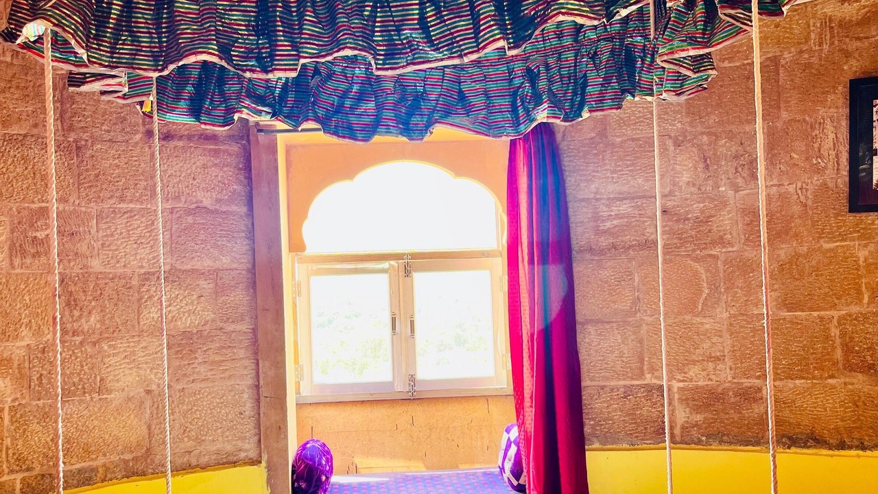 Photo of Bedroom in Amar Sagar Pol