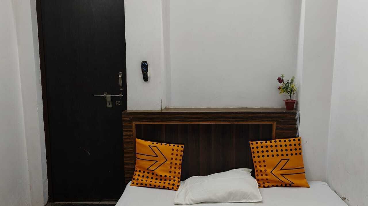 Photo of Bedroom in Allahabad