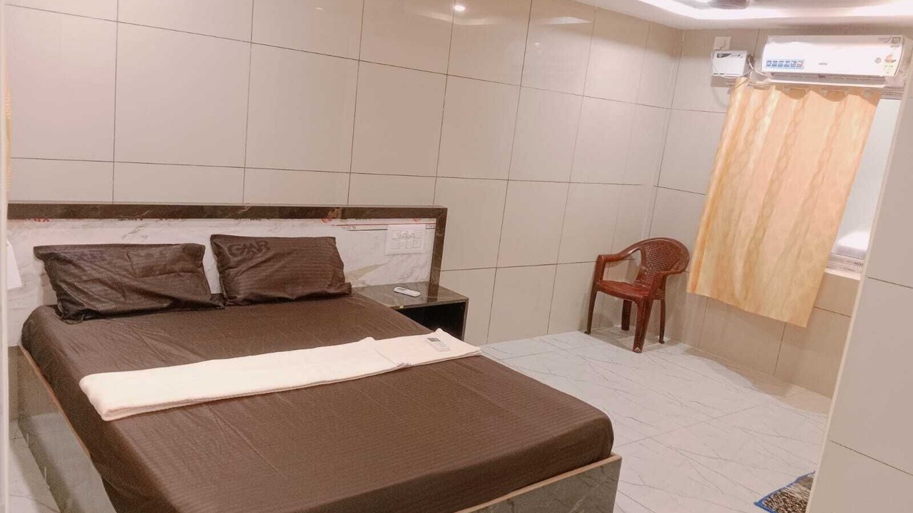 Photo of Bedroom in Velankanni