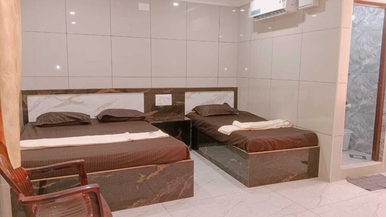 Photo of Bedroom in Velankanni