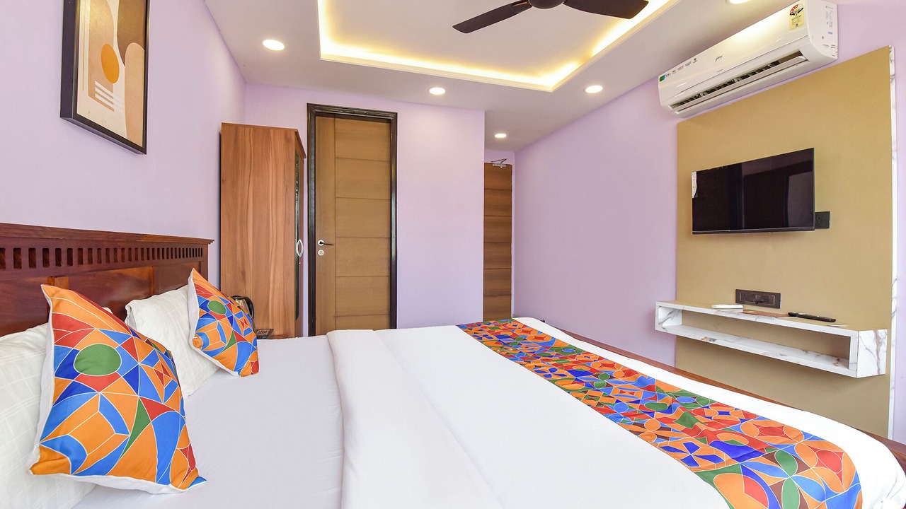 Photo of Bedroom in Raja Park