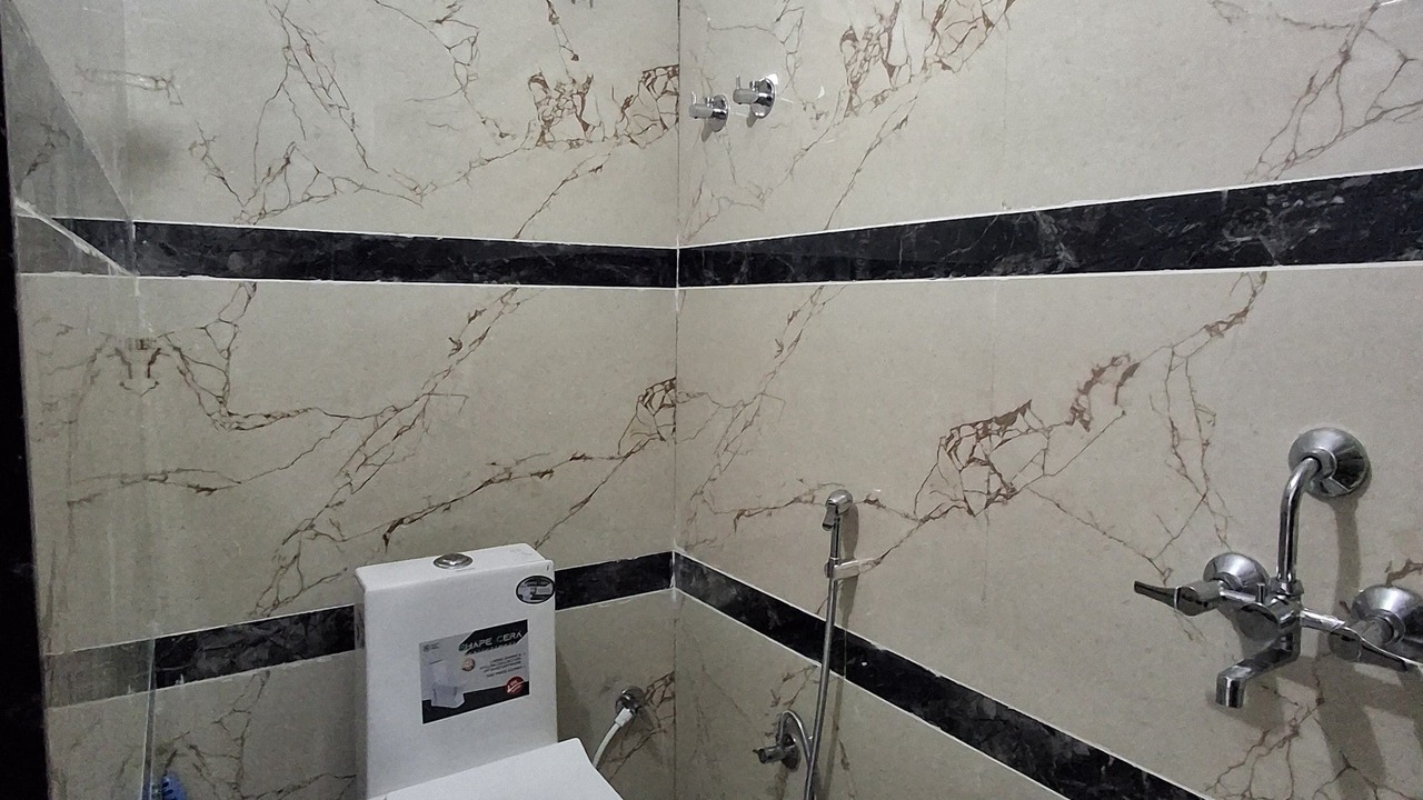 Photo of Bathroom in Shri Madhopur