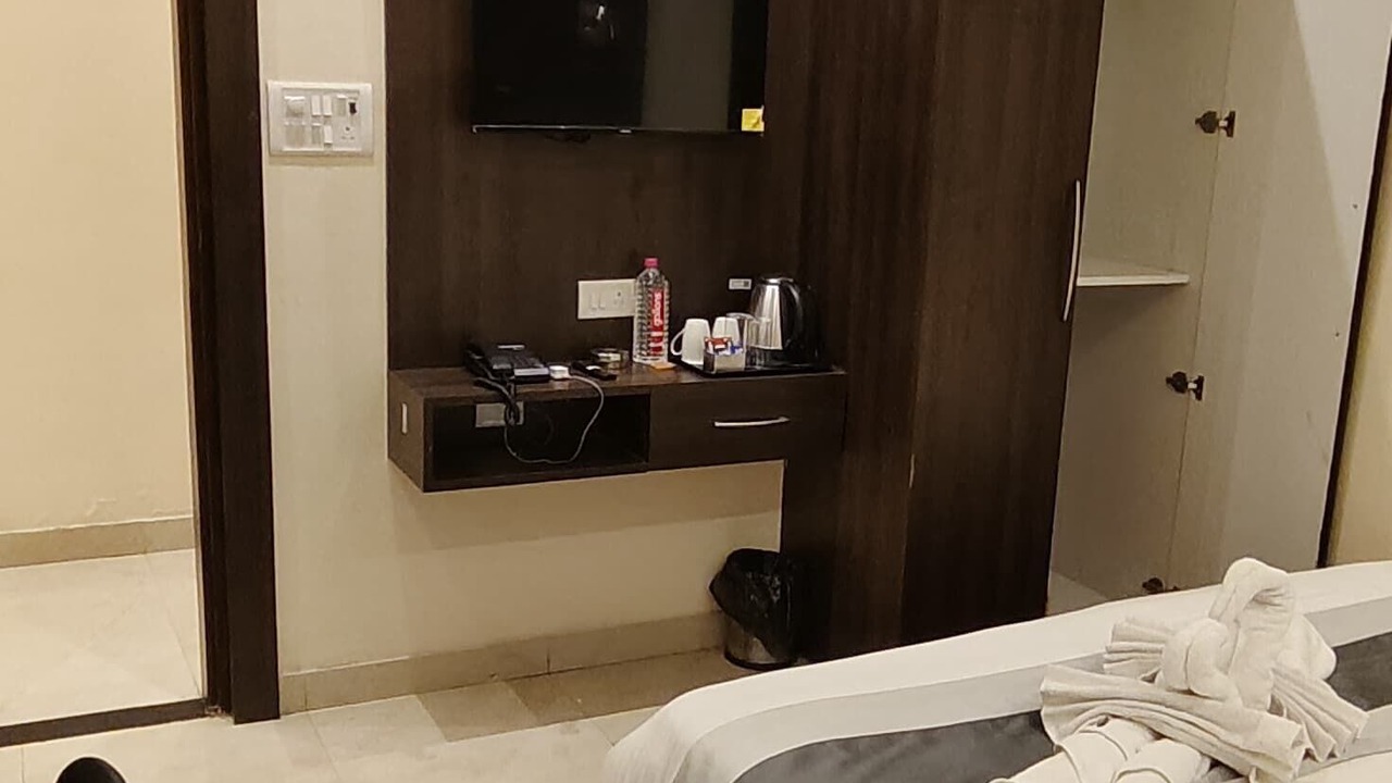 Photo of Bedroom in Phulpur