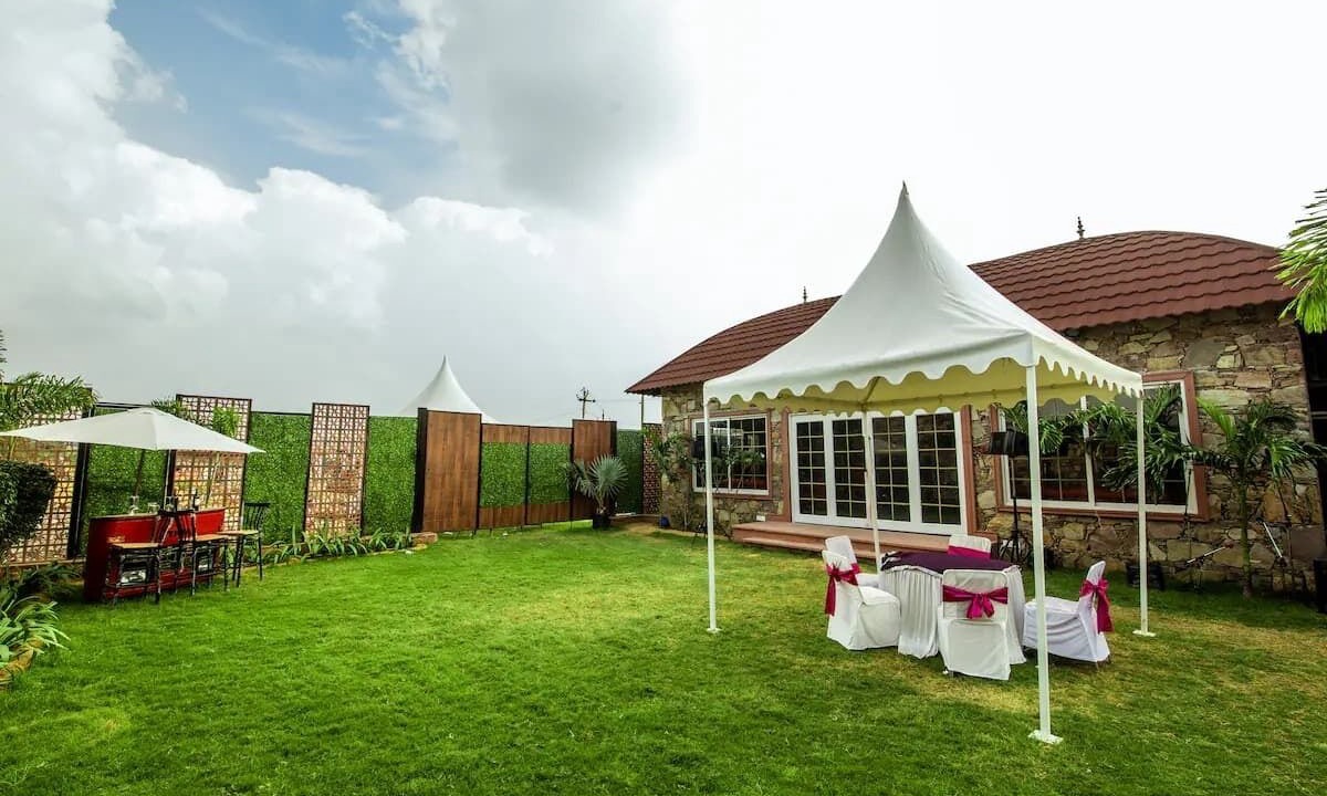 Photo of Outdoor in Amer