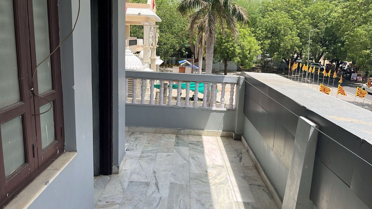 Photo of Patio Balcony in Abu Road