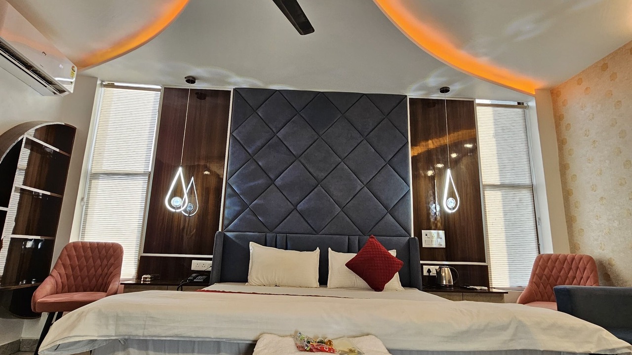 Photo of Bedroom in Phulpur