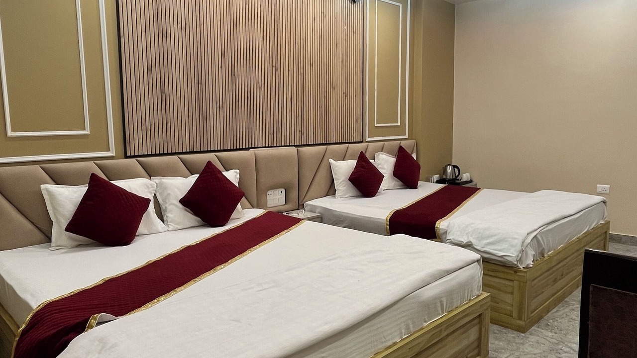 Photo of Bedroom in Phulpur