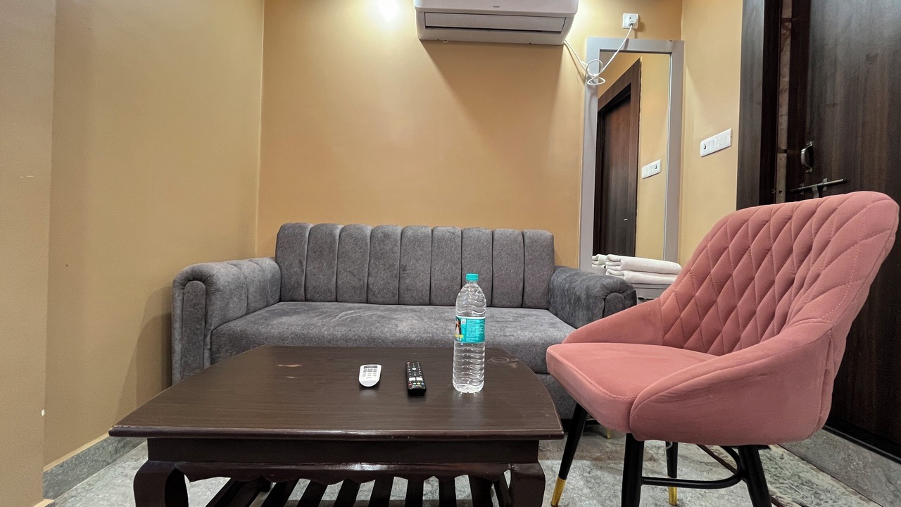 Photo of Bedroom in Phulpur