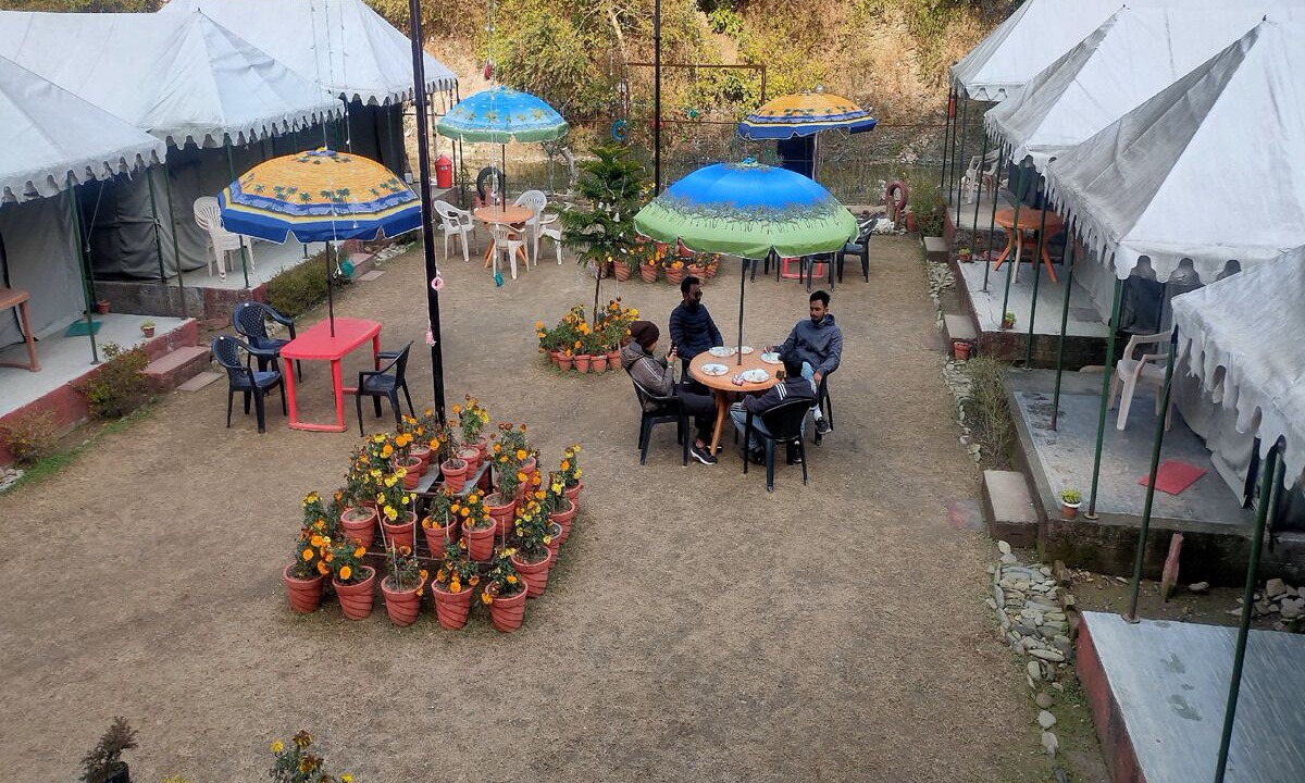 Photo of Outdoor in Lansdowne