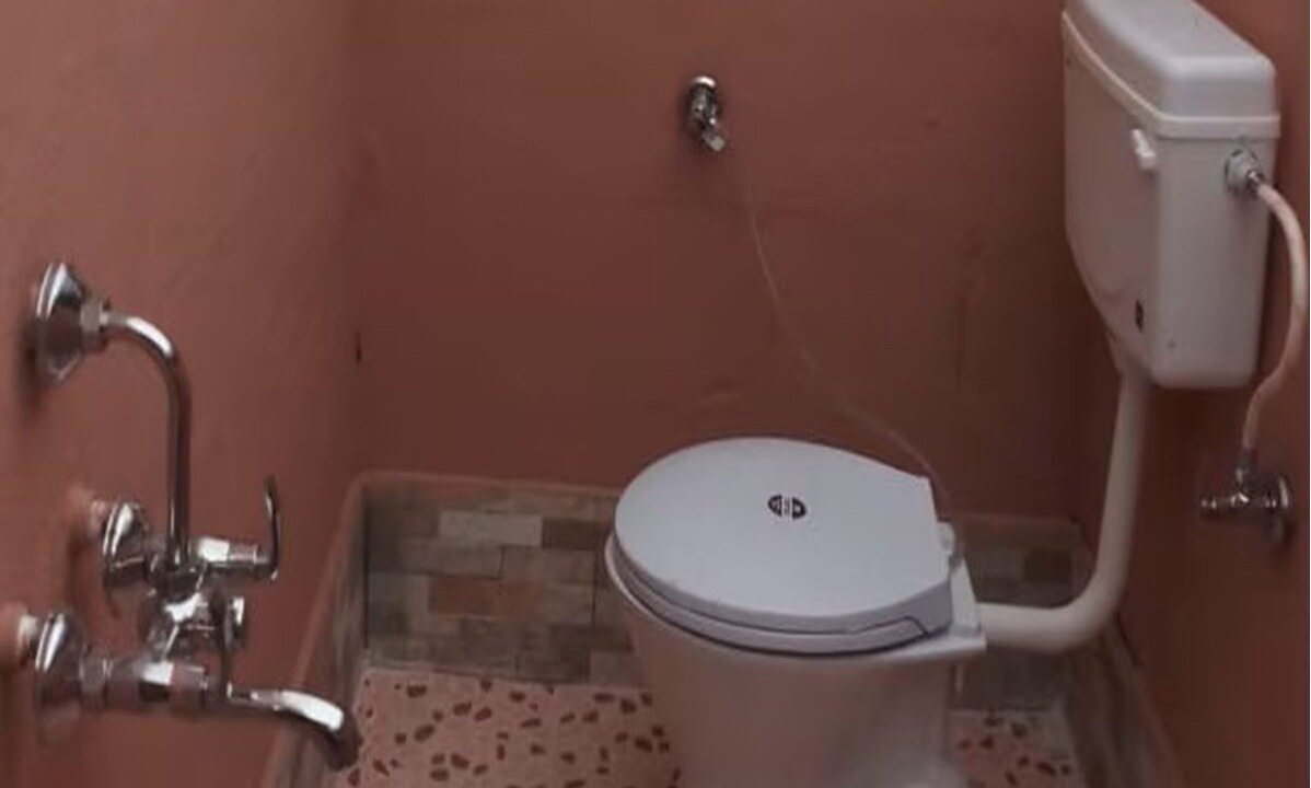 Photo of Bathroom in Lansdowne