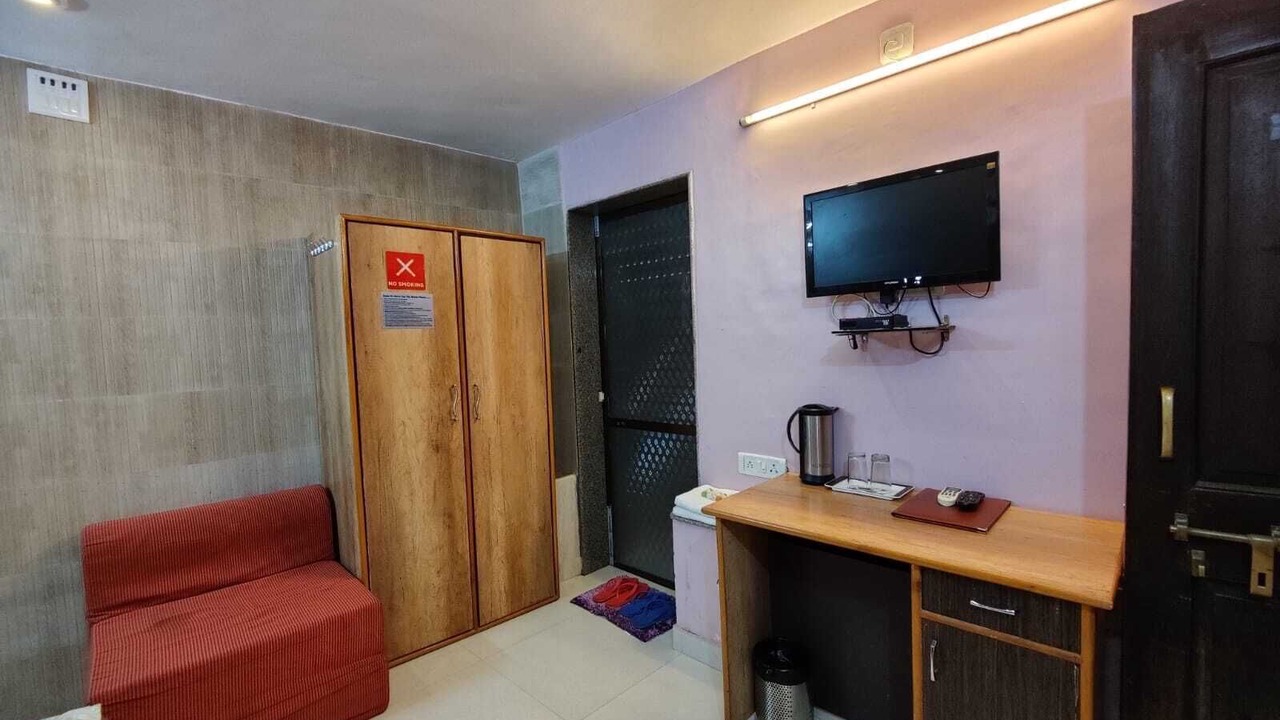 Photo of Bedroom in Mount Abu