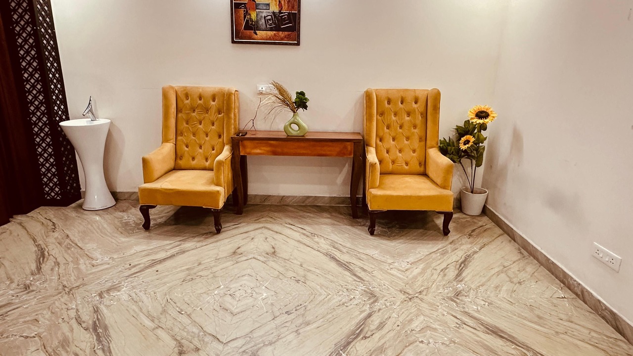 Photo of Livingroom in Sector 70