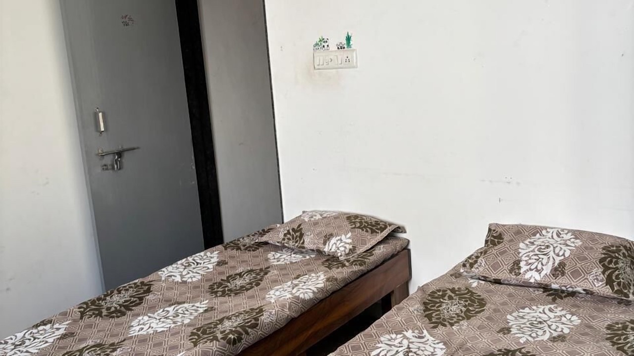 Photo of Bedroom in Thaltej