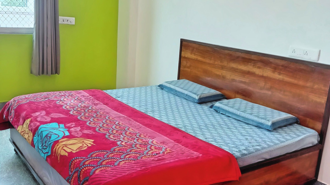 Photo of Bedroom in Khatu
