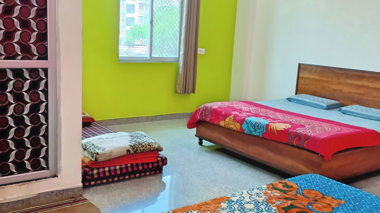 Photo of Bedroom in Khatu