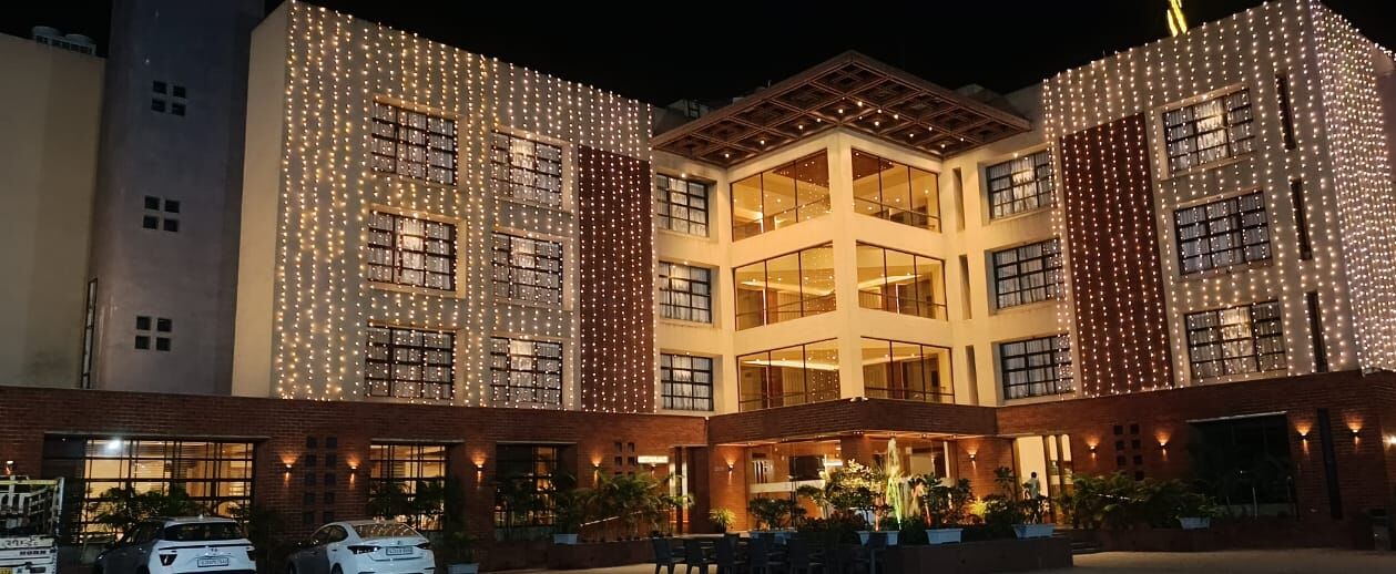 Photo of Outdoor in Sinor
