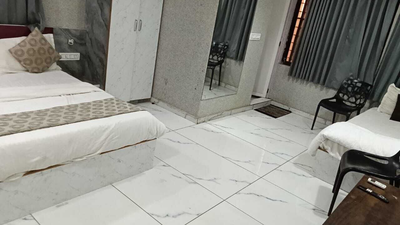 Photo of Bedroom in Gandhinagar