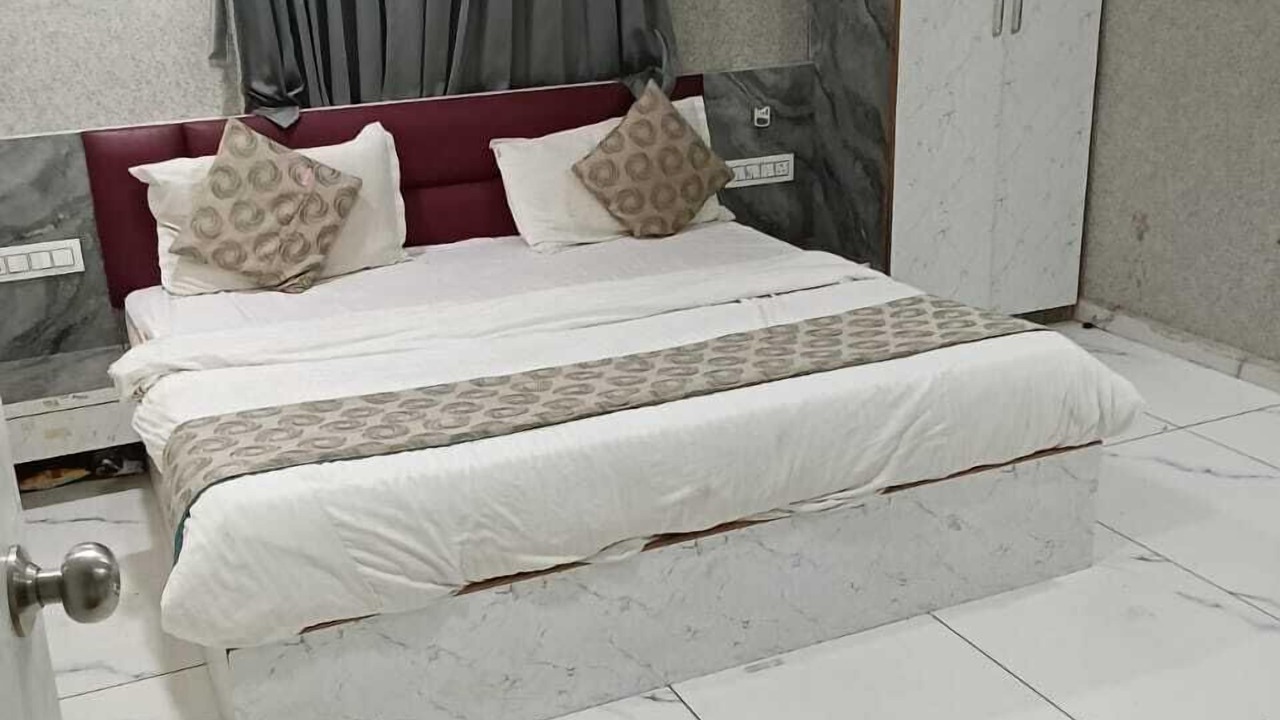 Photo of Bedroom in Gandhinagar